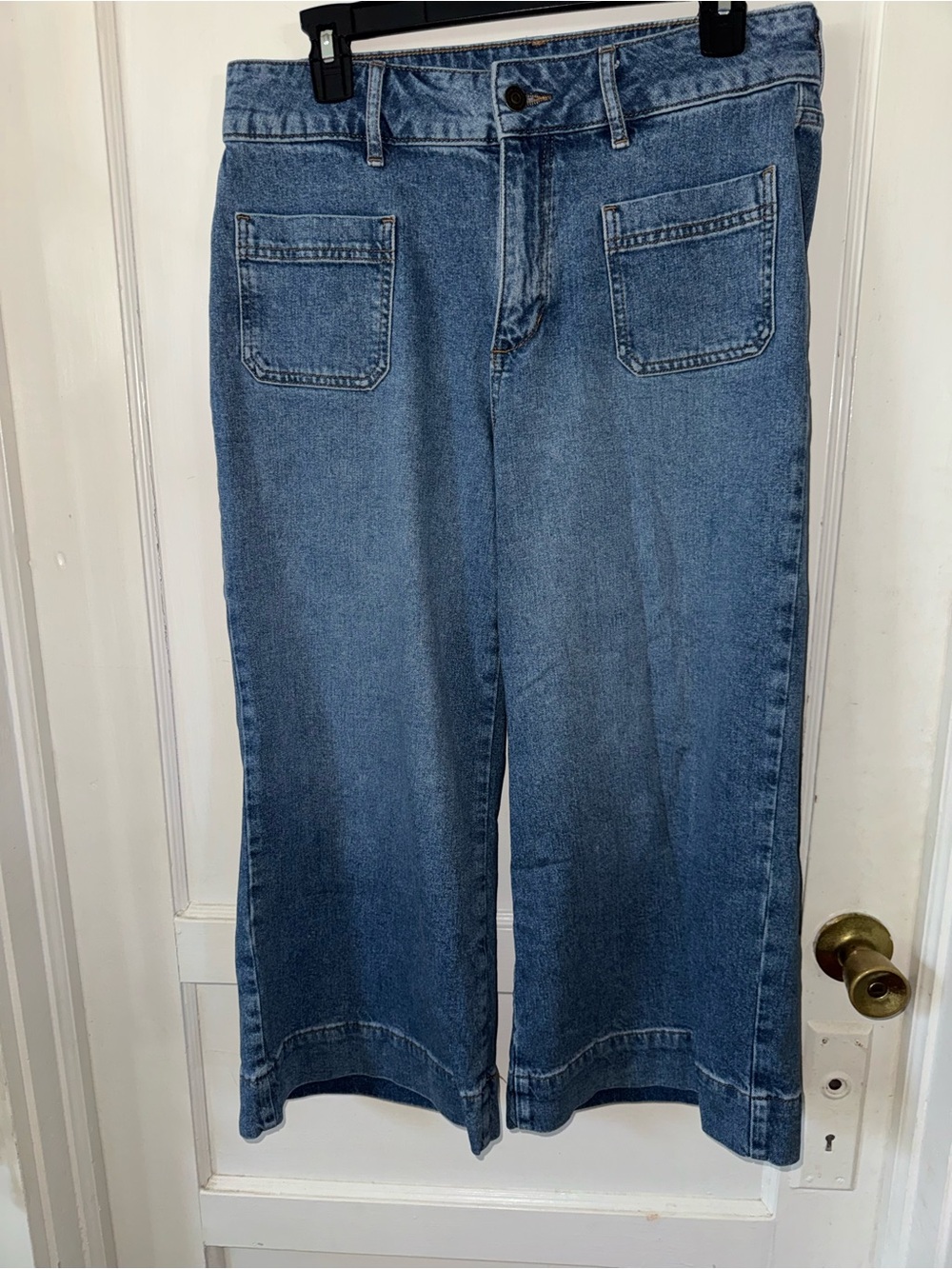 Liz Claiborne wild leg cropped denim pants